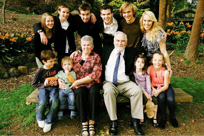 Pat, her husband Ian and their 10 grandchildren